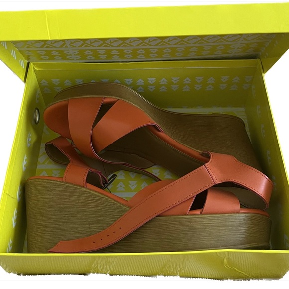 Therapy Topaz Plastic Wedges Size 10 Wide Fit - Picture 3 of 6